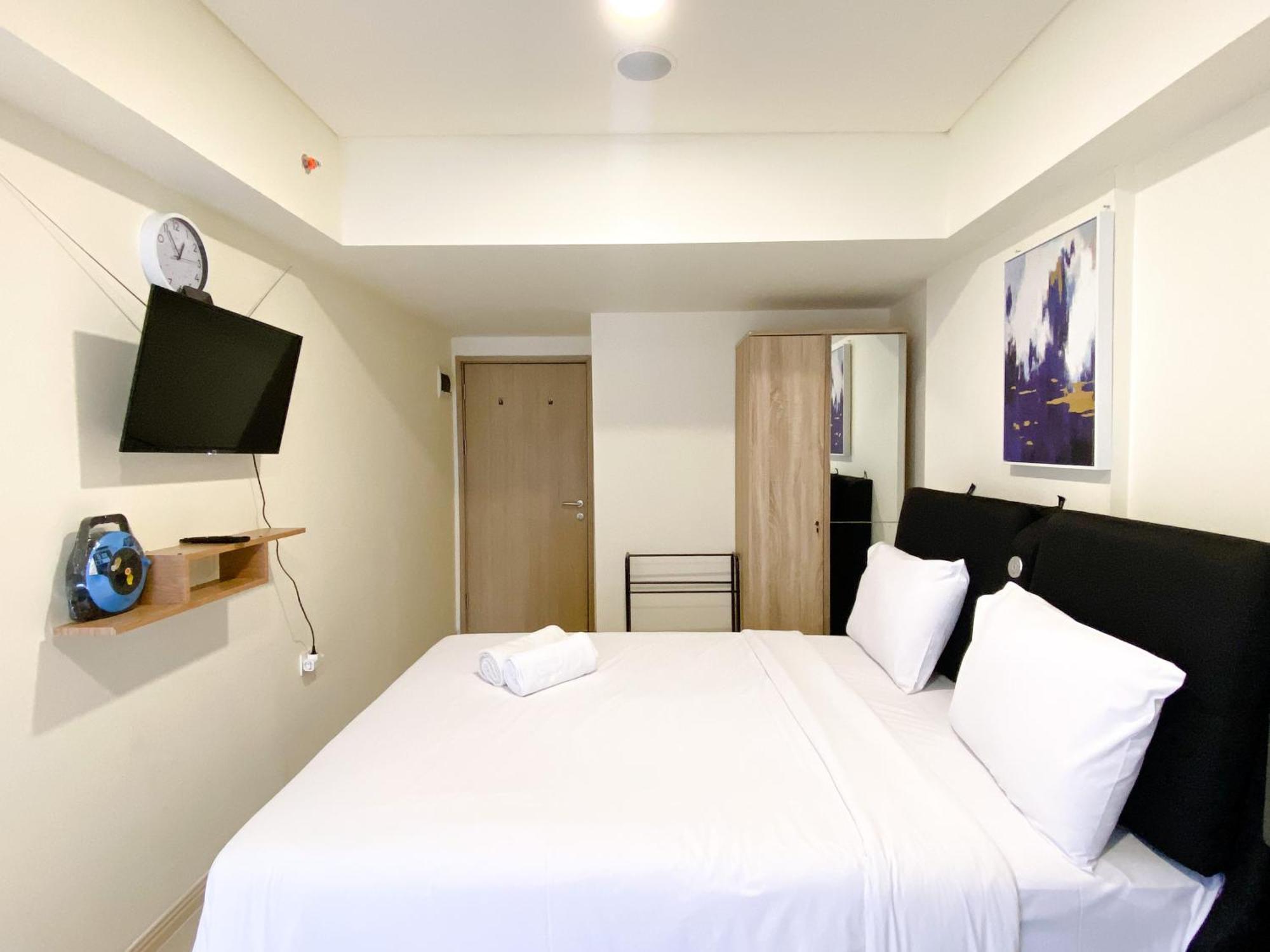 Best Choice And Tidy Studio Meikarta Apartment By Travelio Cikarang Exteriör bild